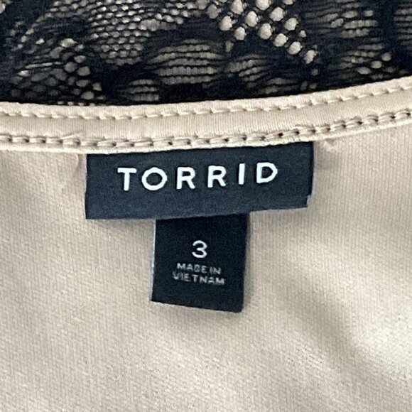 Torrid Bodysuit Women Sz 3x Black Lace Sheer Long‎ Sleeve Scoop Neckline Boho - Picture 3 of 12